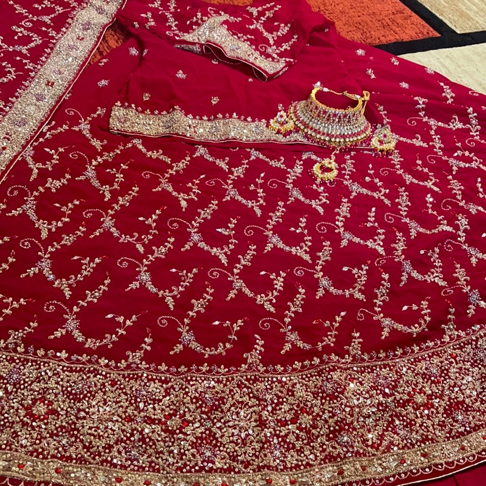 Indian bridal dress with jewelry